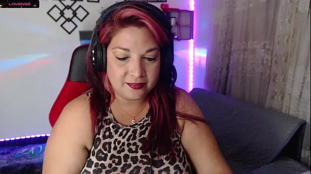 Snapshot of Scarlette_thoms chatting on February 22, 12:49 am Scarlette thoms online show from February 22, 12:49 am