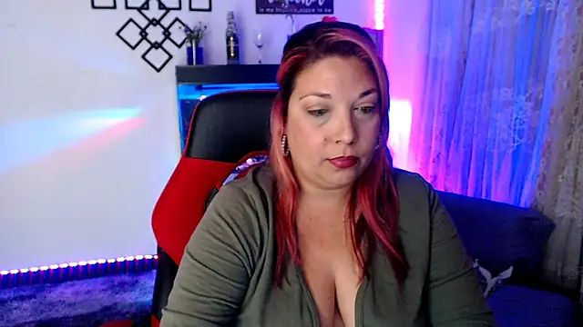 Snapshot of Scarlette_thoms chatting on March 6, 3:46 am Scarlette thoms online show from March 6, 3:46 am