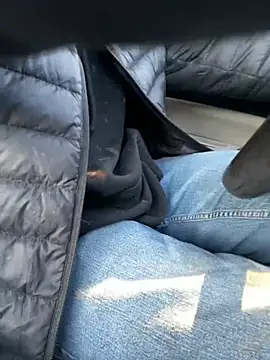 SmokingSloth online show from February 21, 1:22 pm