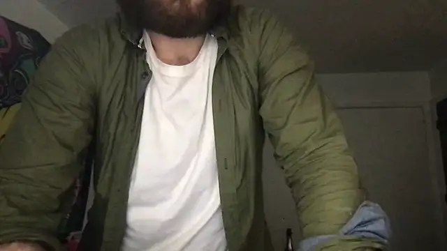 Snapshot of SpunCandy chatting on May 7, 10:48 pm SpunCandy online show from May 7, 10:48 pm
