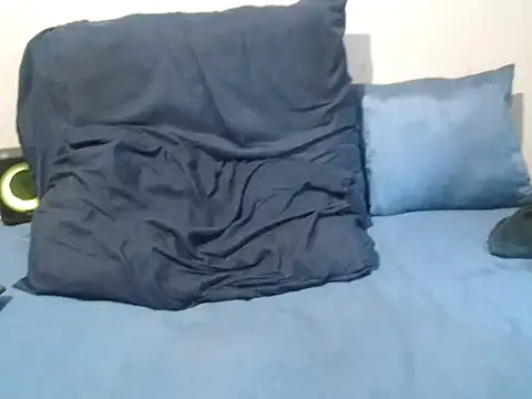 Snapshot of DarkDivva24 chatting on December 8, 6:01 am DarkDivva24 online show from December 8, 6:01 am