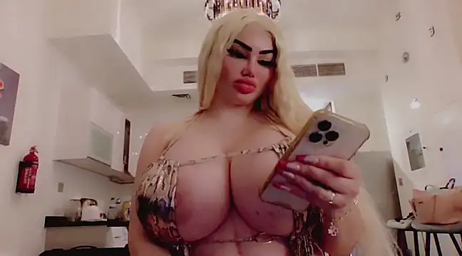 Snapshot of bibibugatti chatting on February 11, 5:07 pm bibibugatti online show from February 11, 5:07 pm