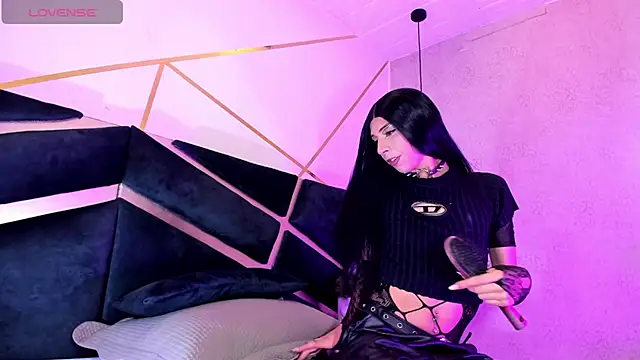 Snapshot of Charlie_Williams chatting on March 12, 8:20 pm Charlie Williams online show from March 12, 8:20 pm