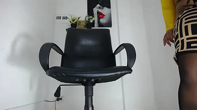 Snapshot of dhevora chatting on January 10, 4:51 pm dhevora online show from January 10, 4:51 pm