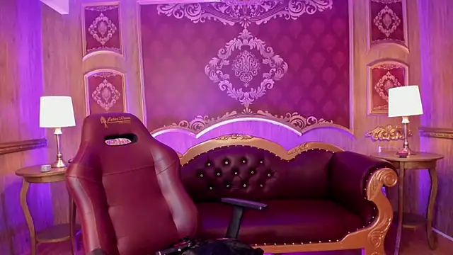 Snapshot of SummersAngel chatting on February 12, 9:10 am SummersAngel online show from February 12, 9:10 am