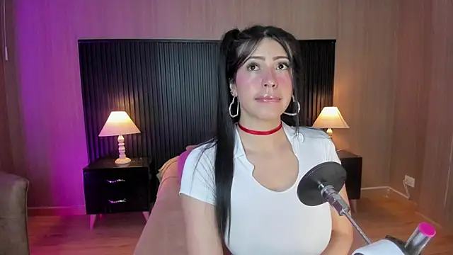 Snapshot of SummersAngel chatting on September 22, 2:08 pm SummersAngel online show from September 22, 2:08 pm