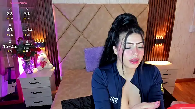 Snapshot of SummersAngel chatting on October 3, 3:09 pm SummersAngel online show from October 3, 3:09 pm