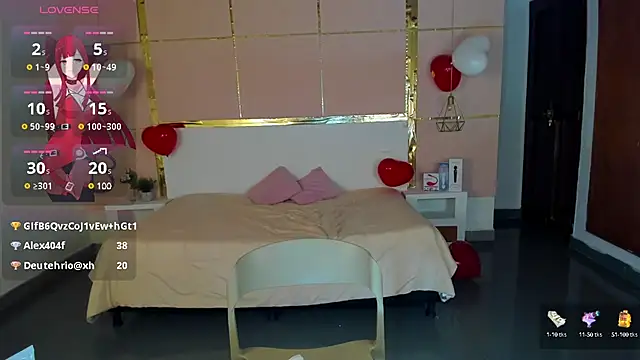 Snapshot of EsmeraldaLindsey chatting on February 15, 10:33 am EsmeraldaLindsey online show from February 15, 10:33 am