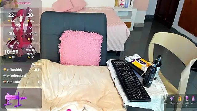 Snapshot of EsmeraldaLindsey chatting on March 14, 7:15 am EsmeraldaLindsey online show from March 14, 7:15 am