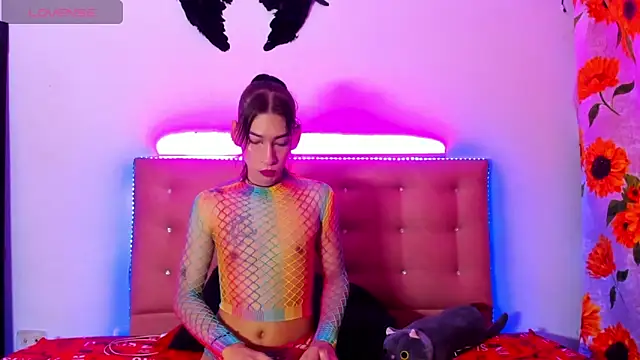 khandyzBlum online show from December 8, 4:28 pm