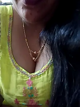 Snapshot of sneha_rose chatting on March 19, 6:35 am sneha rose online show from March 19, 6:35 am