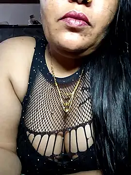 Snapshot of sneha_rose chatting on June 6, 6:18 am sneha rose online show from June 6, 6:18 am