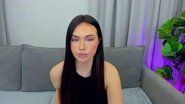 sexyangeloux online show from February 21, 11:06 pm