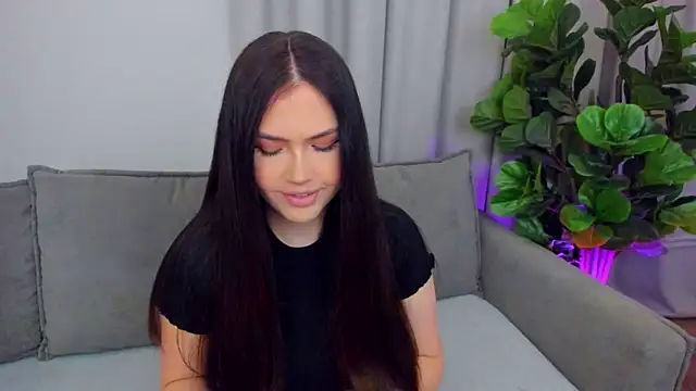 Snapshot of sexyangeloux chatting on May 3, 9:54 pm sexyangeloux online show from May 3, 9:54 pm