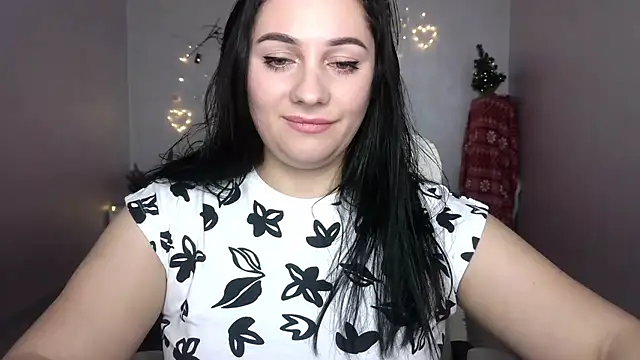 Emelyblum online show from January 5, 11:33 pm