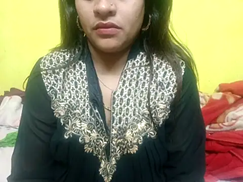 Snapshot of Sexyranibhabhi chatting on December 20, 2:46 pm Sexyranibhabhi online show from December 20, 2:46 pm