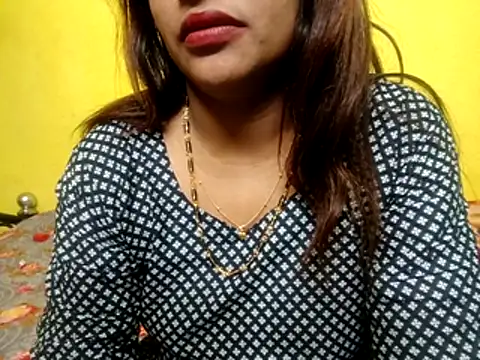 Snapshot of Sexyranibhabhi chatting on January 13, 2:11 pm Sexyranibhabhi online show from January 13, 2:11 pm