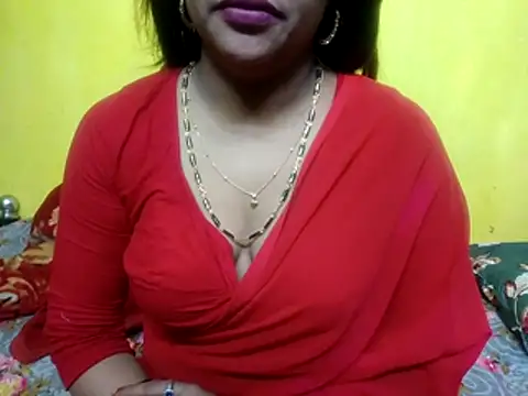 Snapshot of Sexyranibhabhi chatting on January 14, 2:17 am Sexyranibhabhi online show from January 14, 2:17 am