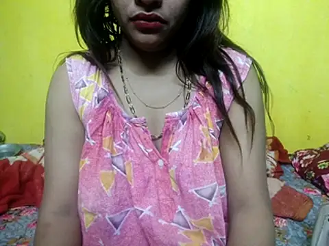 Snapshot of Sexyranibhabhi chatting on February 18, 2:18 am Sexyranibhabhi online show from February 18, 2:18 am