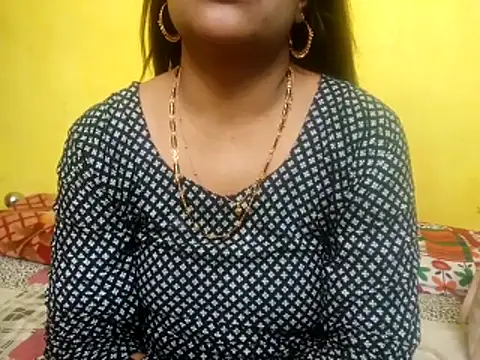 Snapshot of Sexyranibhabhi chatting on February 22, 2:48 pm Sexyranibhabhi online show from February 22, 2:48 pm