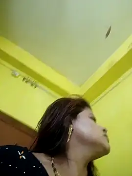 Snapshot of Sexyranibhabhi chatting on April 21, 2:51 am Sexyranibhabhi online show from April 21, 2:51 am