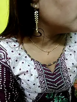 Snapshot of Sexyranibhabhi chatting on April 26, 2:48 pm Sexyranibhabhi online show from April 26, 2:48 pm