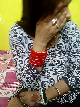 Snapshot of Sexyranibhabhi chatting on May 2, 3:39 pm Sexyranibhabhi online show from May 2, 3:39 pm