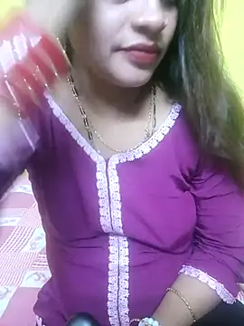 Snapshot of Sexyranibhabhi chatting on May 6, 2:11 pm Sexyranibhabhi online show from May 6, 2:11 pm