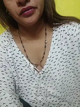 Snapshot of Sexyranibhabhi chatting on May 23, 3:05 pm Sexyranibhabhi online show from May 23, 3:05 pm