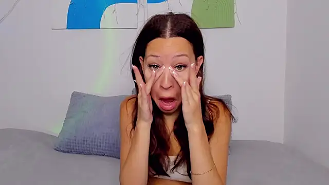 SelenaRousey online show from February 26, 6:04 am