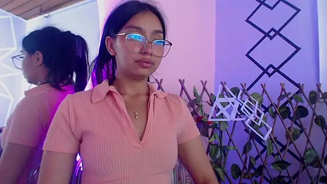 Stefanygp online show from March 20, 4:53 pm