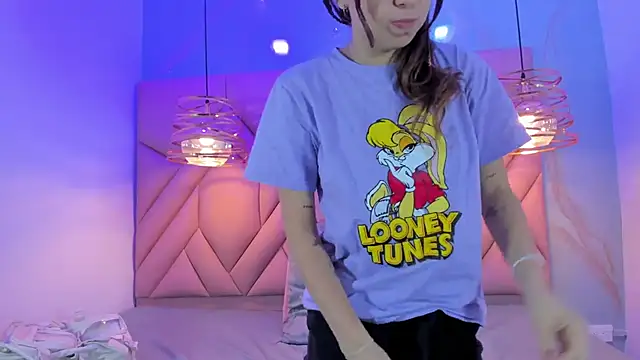 Snapshot of AngelaaCute_ chatting on March 9, 12:31 pm AngelaaCute online show from March 9, 12:31 pm