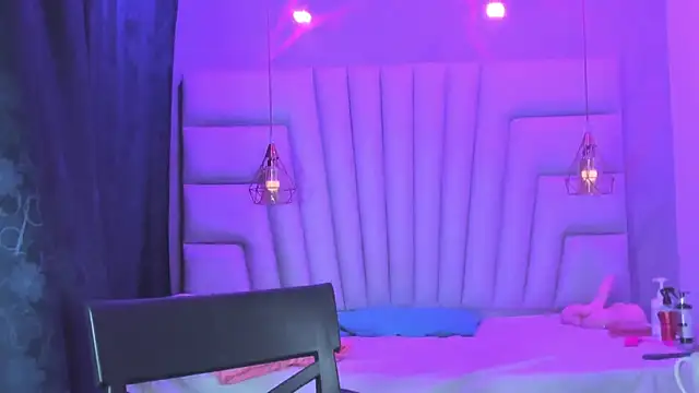 AngelaaCute  online show from April 13, 12:32 pm