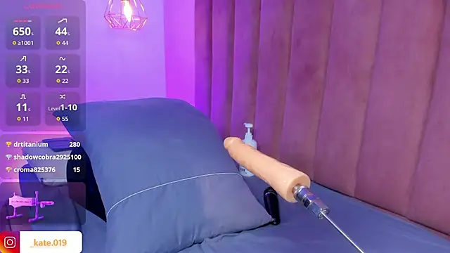 Snapshot of Kate_bale chatting on November 9, 2:59 pm Kate bale online show from November 9, 2:59 pm