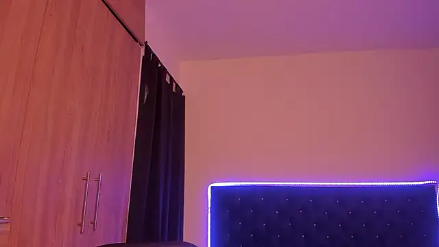  diegsz  online show from April 1, 11:55 am