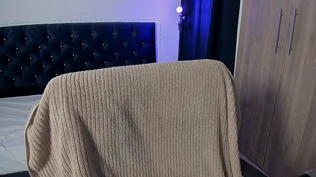  diegsz  online show from April 16, 12:17 pm