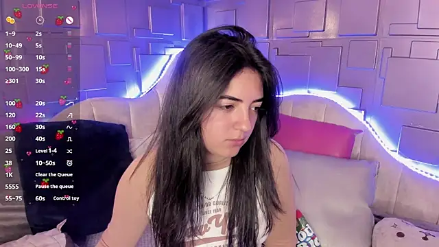 meraki fraise online show from January 1, 6:49 pm