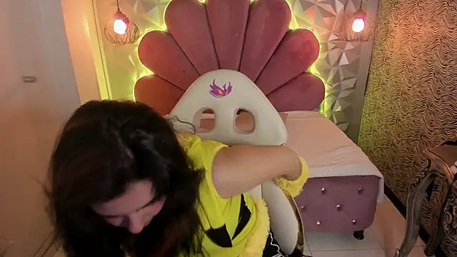 meraki fraise online show from February 24, 11:09 pm