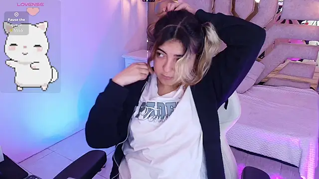 meraki fraise online show from September 16, 7:37 pm