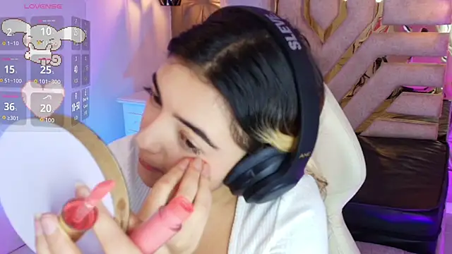 meraki fraise online show from October 10, 7:57 pm