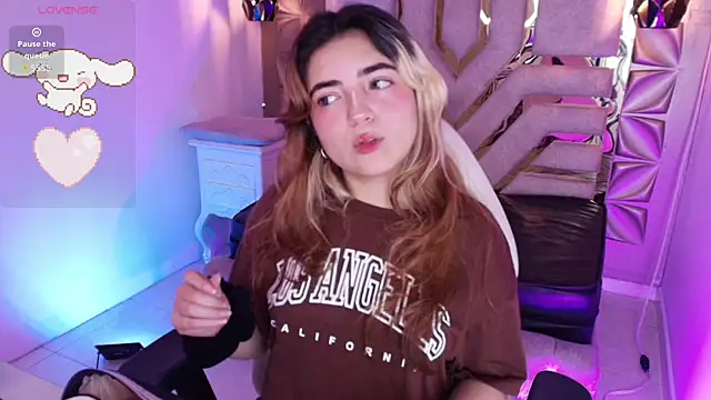 meraki fraise online show from October 18, 7:47 pm