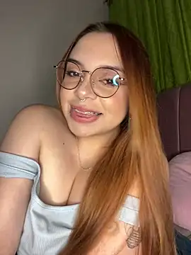 Snapshot of NatyOlson chatting on December 17, 4:56 am NatyOlson online show from December 17, 4:56 am