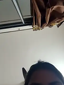 Hotmilfxox online show from February 1, 5:58 pm