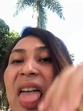 dulce santamaria online show from December 15, 5:31 pm