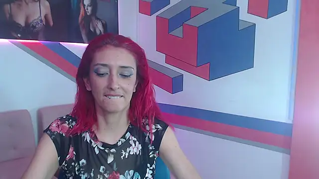 Snapshot of Ruby_Your_Milf chatting on January 13, 11:38 pm Ruby Your Milf online show from January 13, 11:38 pm