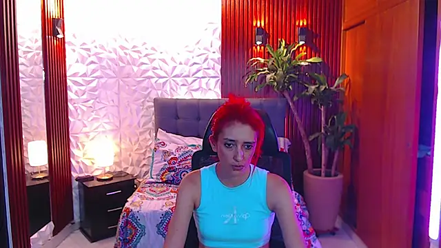 Snapshot of Ruby_Your_Milf chatting on February 6, 9:22 am Ruby Your Milf online show from February 6, 9:22 am