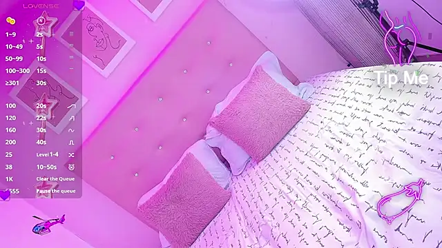 EIMY BRIGHT online show from October 29, 2:30 pm