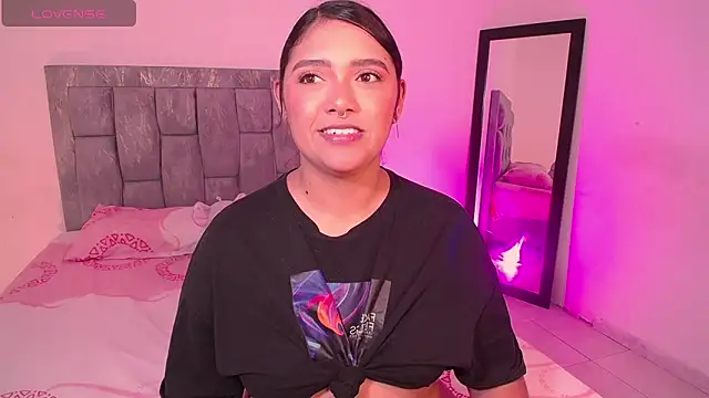 DIANEE 01 online show from December 19, 12:50 am