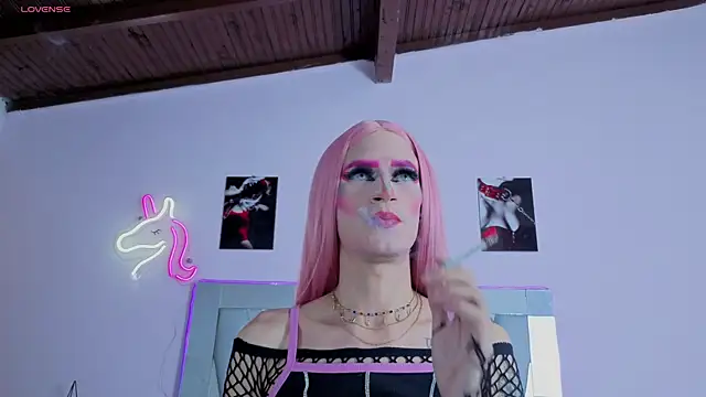 money Ts  online show from September 25, 12:36 am