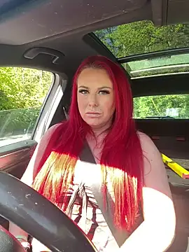 Snapshot of redxxxvixen chatting on April 24, 1:24 pm redxxxvixen online show from April 24, 1:24 pm